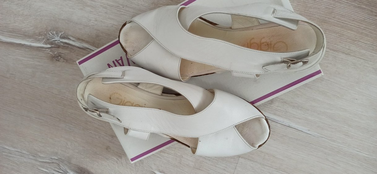 Beyaz  çapraz bantlı  yazlık deri Ayakkabı.... - Görsel 4