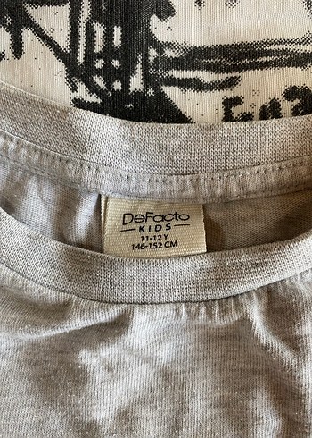 Gri Düğmeli Baskılı Erkek Tişört - Görsel 2