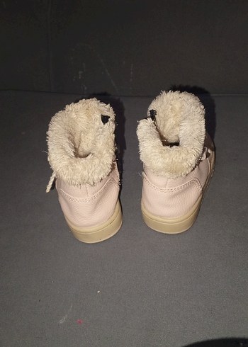 Bej Deri Kız Çocuk Kürklü Bot - Görsel 3