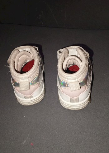 Kız Çocuk Bağcıksız beyaz pembe ortopedik ayakkabı spor ışıklı - Görsel 4