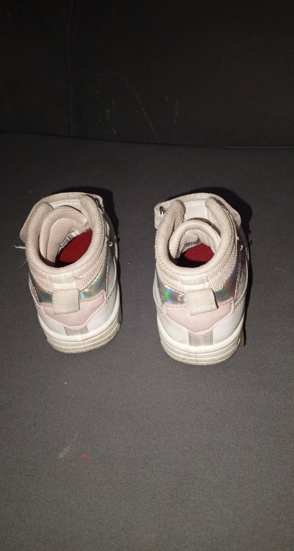 Kız Çocuk Bağcıksız beyaz pembe ortopedik ayakkabı spor ışıklı - Görsel 4