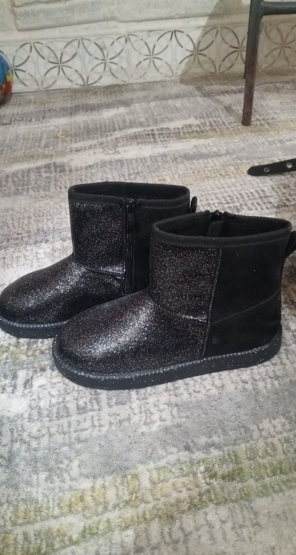 Parlak sim Desenli Siyah Kız Botu ugg 36 numara - Görsel 5