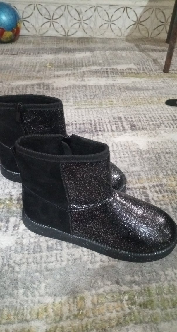 Parlak sim Desenli Siyah Kız Botu ugg 36 numara - Görsel 3