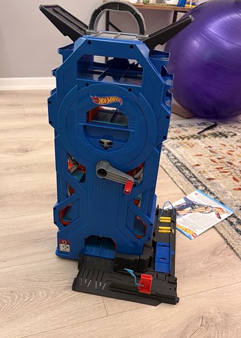 Hot Wheels Mega Garaj Oyuncak Araba Seti - Görsel 3