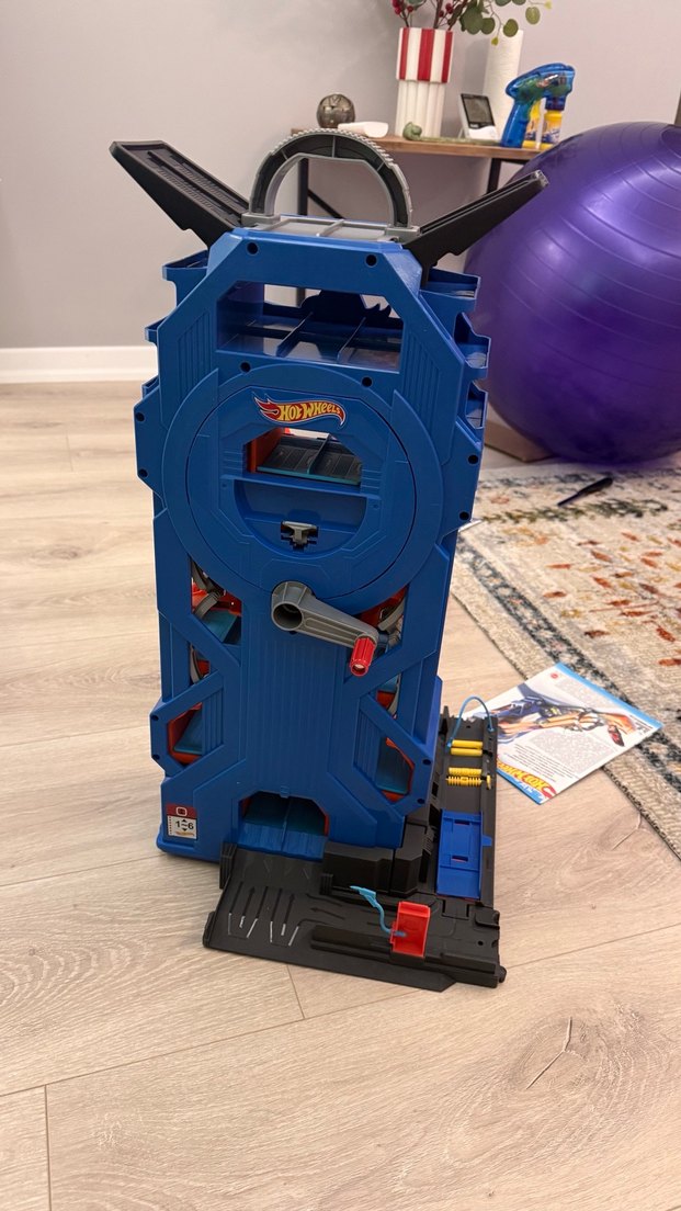 Hot Wheels Mega Garaj Oyuncak Araba Seti - Görsel 3