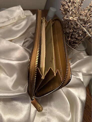 Louis Vuitton Cüzdan