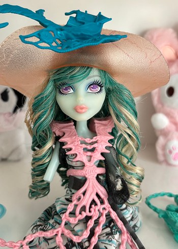 Beden monster high vandala