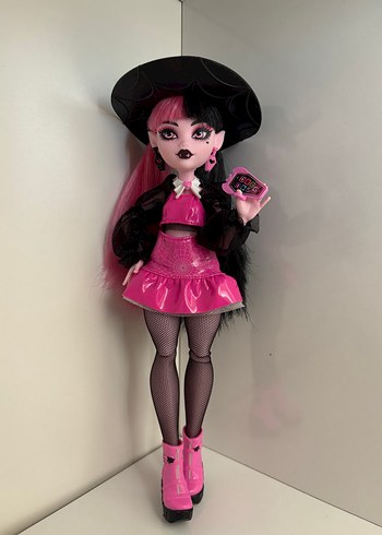 draculaura
