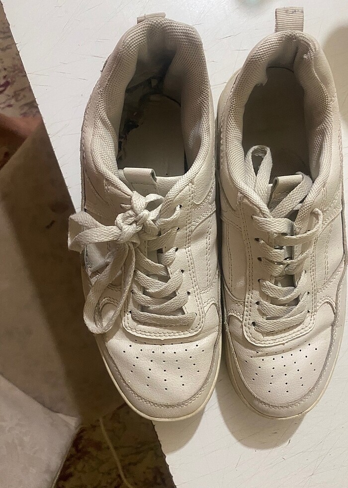 Stardivarius kadın beyaz spor ayakkabı - Görsel 3