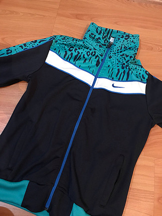 xl Beden Nike ceket