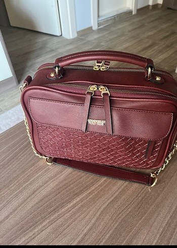 Bordo Deri Zincir Detaylı Kadın Çanta