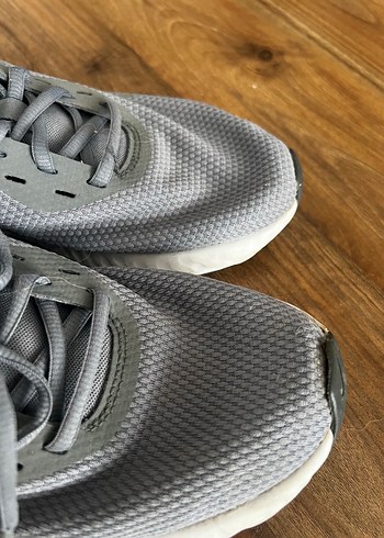 Nike Gri Bağcıklı Erkek Spor Ayakkabı