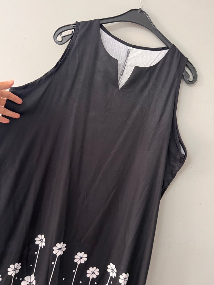 Çiçek Desenli Siyah Gece Elbisesi - Görsel 3