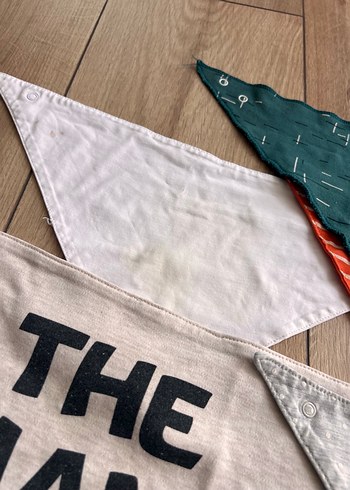 Çok Renkli Baskılı Bebek Mama Önlüğü Seti - Görsel 4