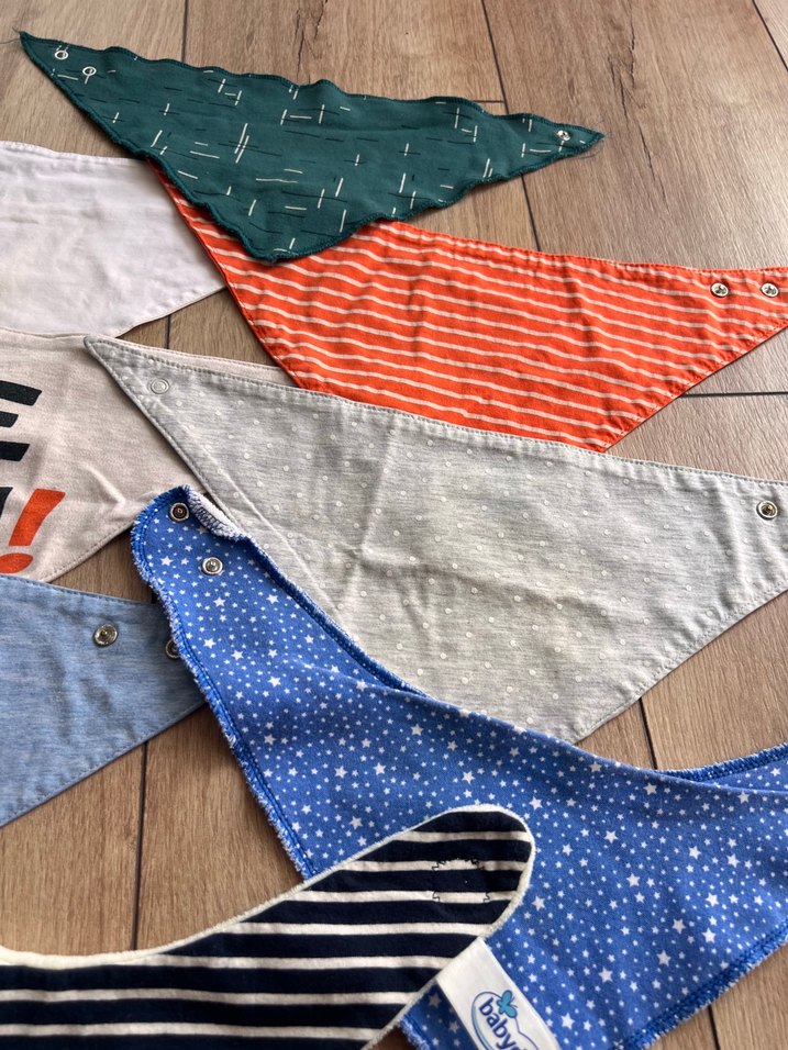 Çok Renkli Baskılı Bebek Mama Önlüğü Seti - Görsel 3