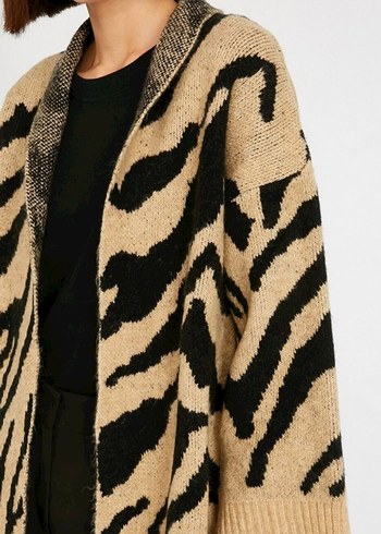 Koton Kürk Detaylı Zebra Desenli Kadın Hırka