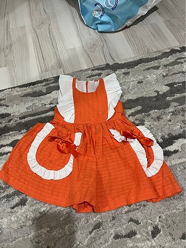 Kız bebek elbise