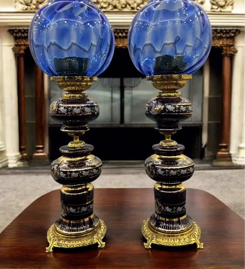 Koyu Mavi Camlı Antika Masa Lambası Çifti - Görsel 4