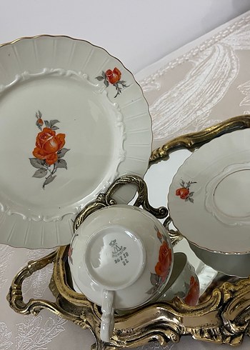 Gri ve Turuncu Çiçek Desenli Porselen Fincan Takımı - Görsel 4