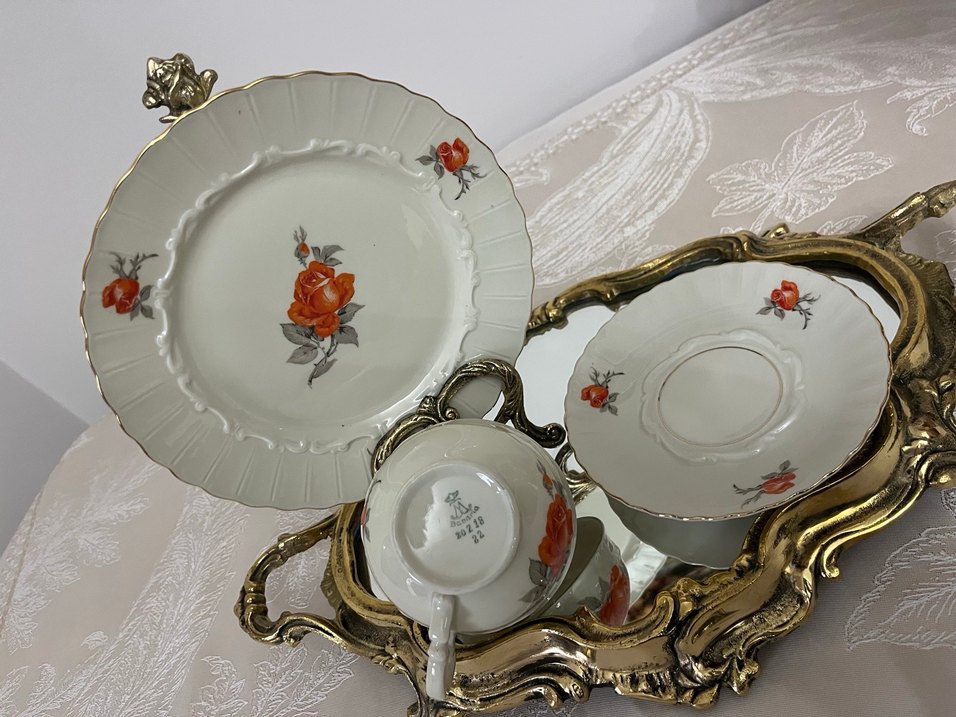 Gri ve Turuncu Çiçek Desenli Porselen Fincan Takımı - Görsel 4