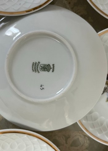 Nakış Desenli Beyaz Çiçekli Tabak Seti - Görsel 3