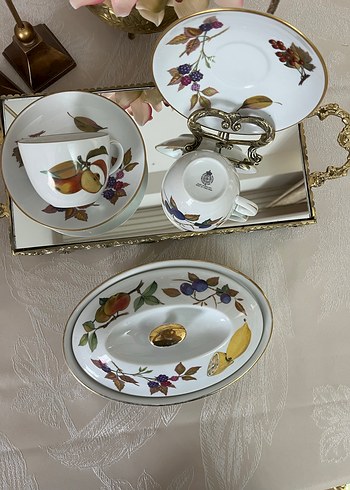 Altın Detaylı Meyve Desenli Porselen Set - Görsel 5