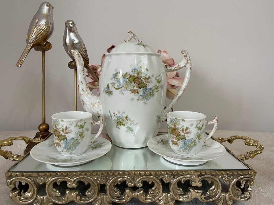 Fransız Pastel Çiçek Desenli Beyaz Porselen Çay Seti - Görsel 2