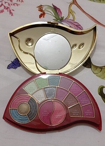 LÜX MAKYAJ SETİ - Görsel 3