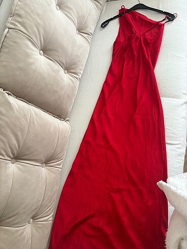 Zara Zara kırmızı uzun elbise xs
