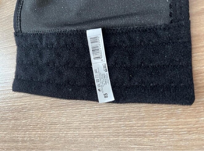 m Beden gri Renk Gri simli büstiyer