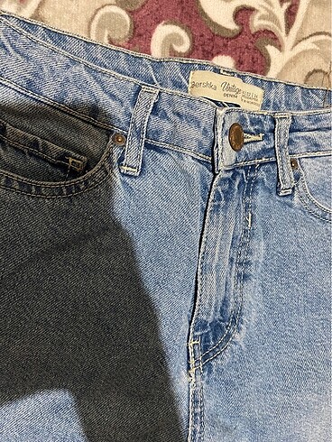 Bershka Şort marka