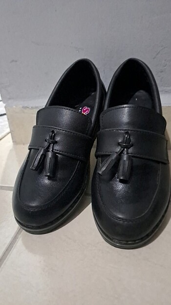 Erkek cocuk 31 numara kolaj ayakkabi - Görsel 2