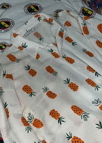 Diğer Beyaz Ananas Desenli Gömlek