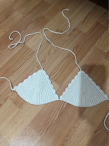 Bikini üstü