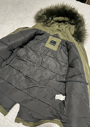 Kadın yeşil Kışlık Kürklü Kapüşonlu Mont - Görsel 3