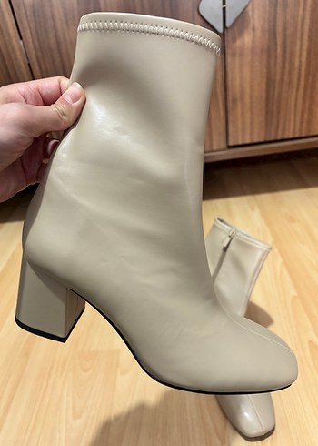 Bej Deri Kadın Stiletto Bot - Görsel 3