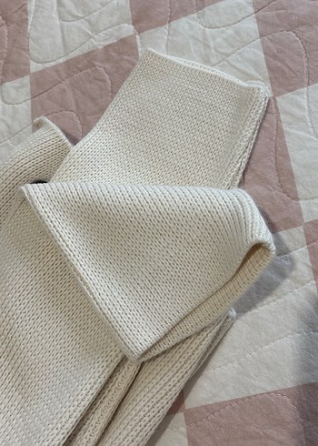 Düğmeli Beyaz Mini Triko Hırka - Görsel 4