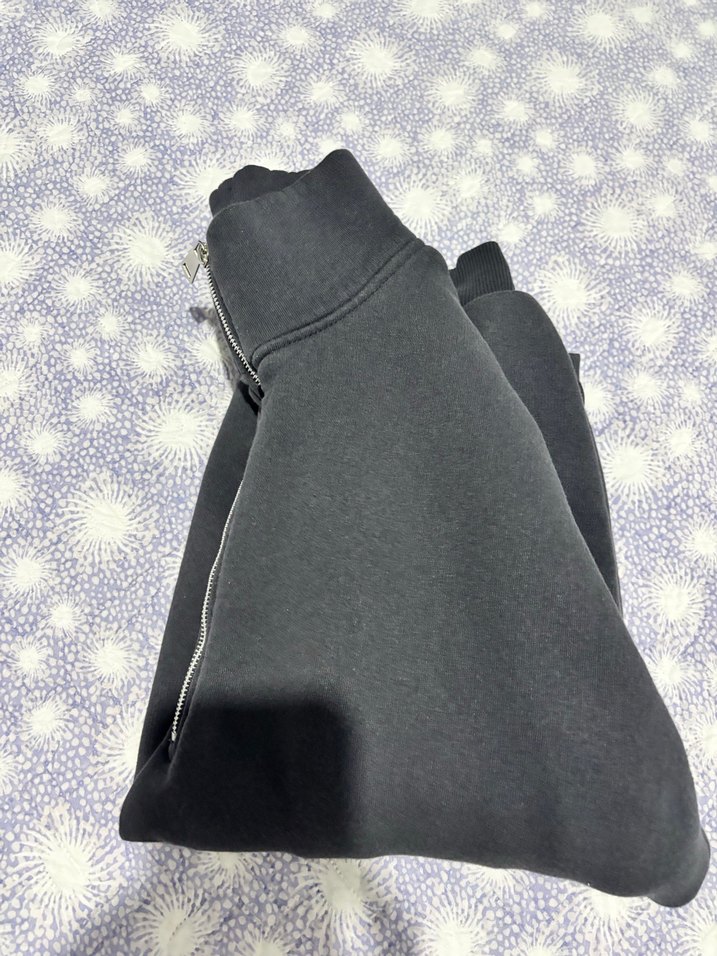 Gri Fermuarlı Yüksek Yakalı  Polar - Görsel 2