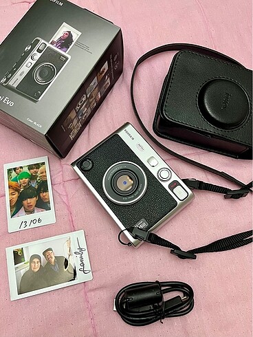 Instax mini Evo Fotoğraf Makinesi
