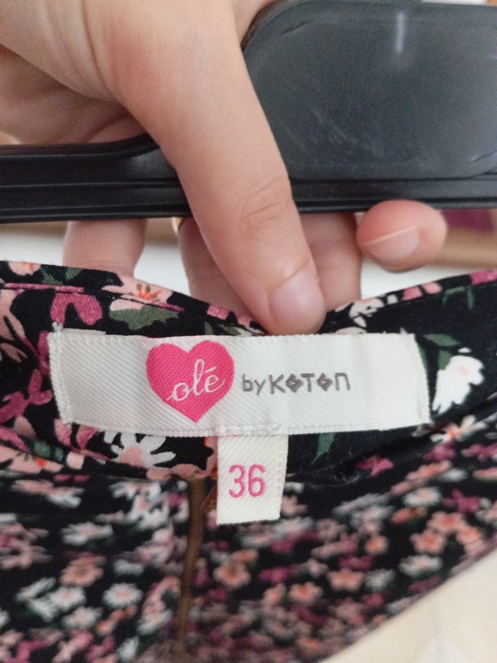 Koton Düğmeli Çiçek Desenli Mini Etek - Görsel 3