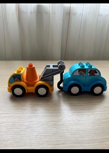 Sarı vinç ve mavi araba Lego seti