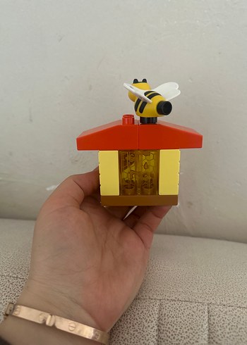 Sarı Lego Arı ve Ev Figürü