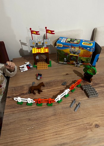 Unico Kale ve At Lego Seti