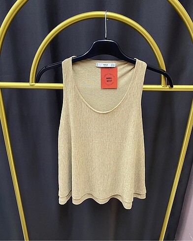 Mango MNG bej askılı bluz