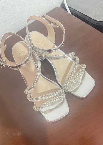 Kadın taşlı şeffaf topuklu abiye ayakkabısı - Görsel 2