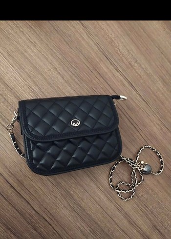 Siyah Deri Zincir Askılı Kadın Çanta - Görsel 3