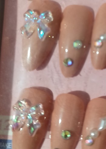 Bej Renkli Taşlı Tırnak Süslemeleri Takma Tırnak - Görsel 2