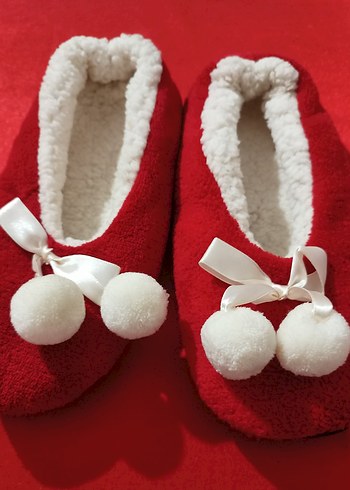 Kadın Kırmızı Kürklü Sıcak Ev Terliği - Görsel 3