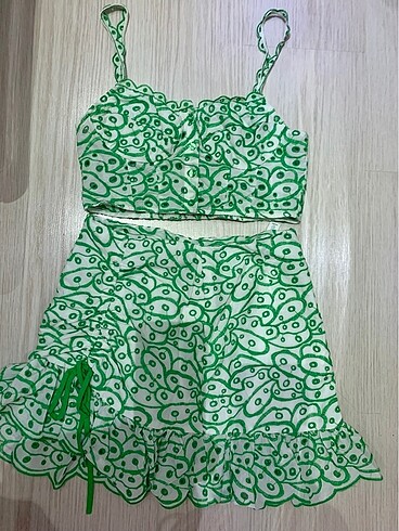H&M Dıvıded fırfırlı etek bluz Takımı