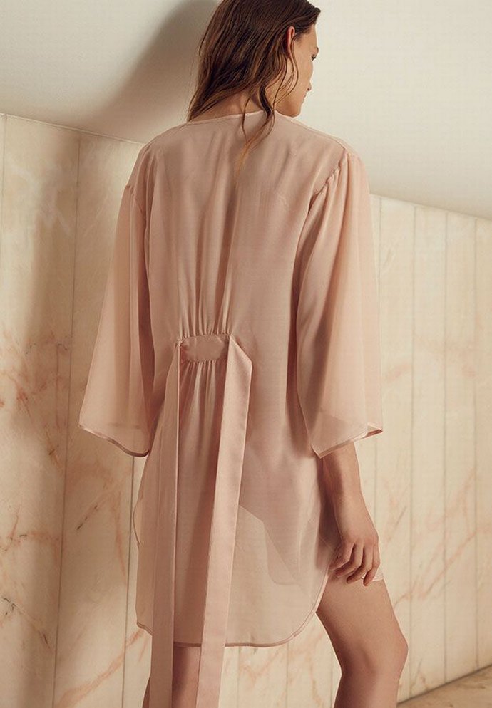 Oysho Pembe Minimalist Kısa Kadın sabahlık - Görsel 2